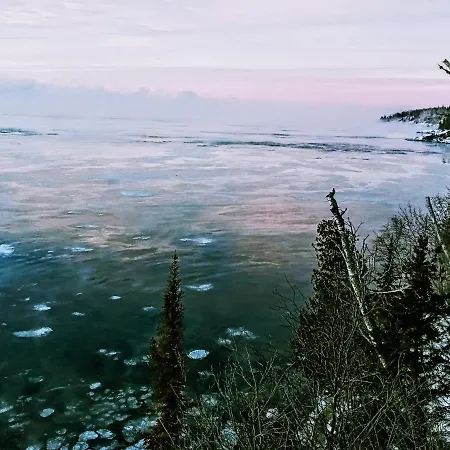 Cliff Dweller On Lake Superior Tofte Exterior foto